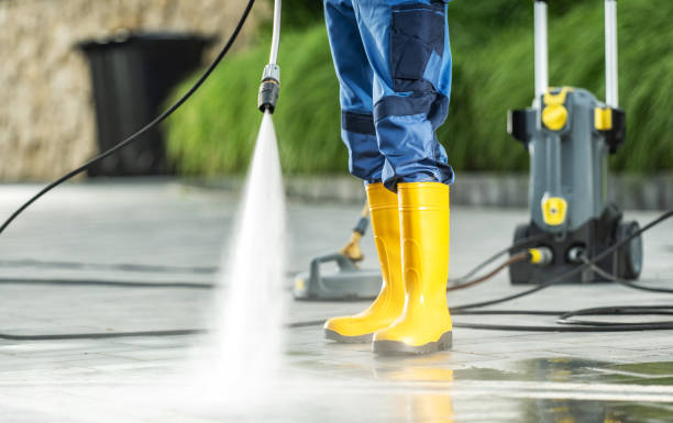 Best Commercial Building Pressure Washing  in New Oxford, PA